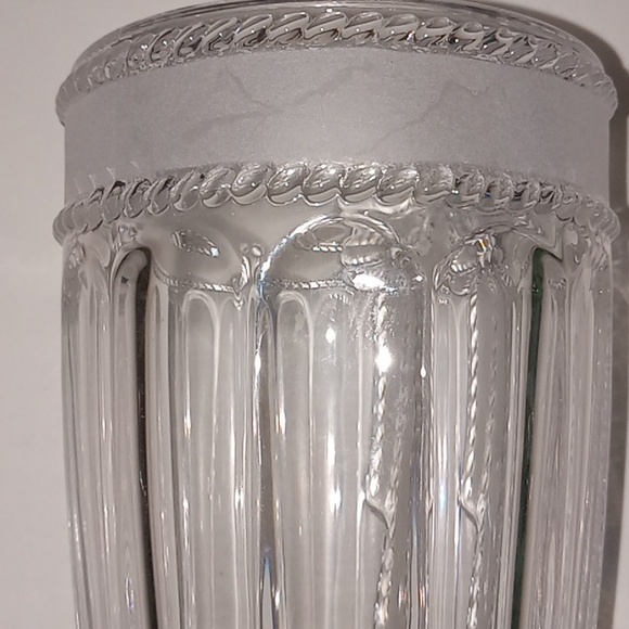 Glass Vase with Tied Bow and Ribbon, Pre-owned - Picture 7 of 8